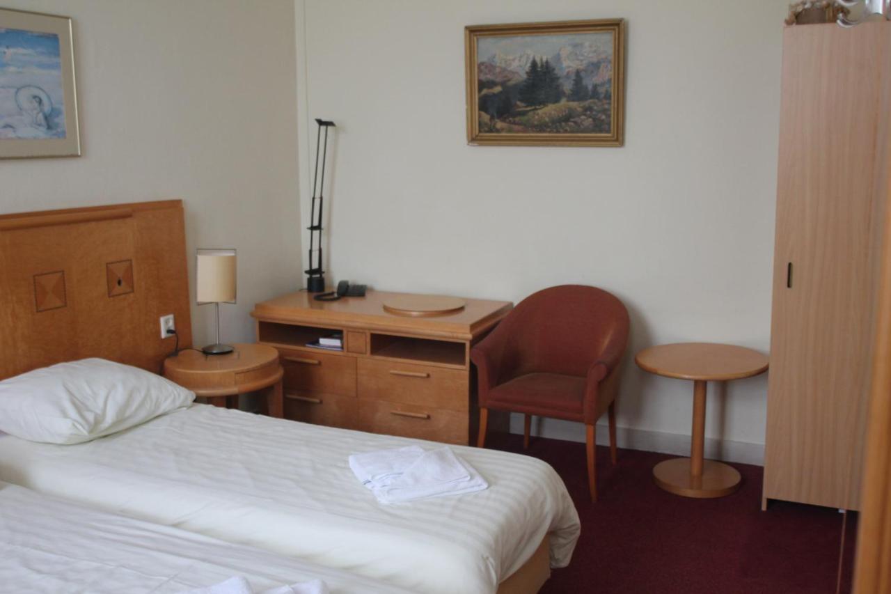 Hotel 2000 Valkenburg Valkenburg aan de Geul Екстер'єр фото